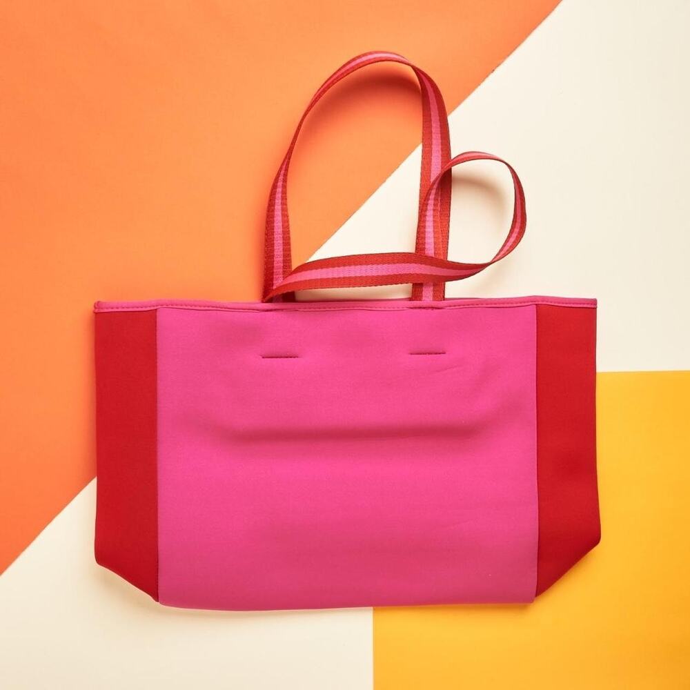 Summersalt Neoprene Water Resistant Beach Bag Tote Pink and Red